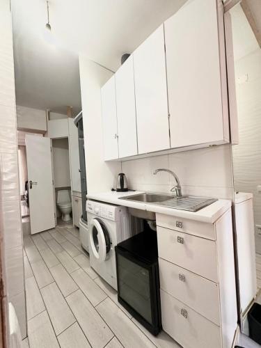 Cuina o zona de cuina de ApartStudioMick