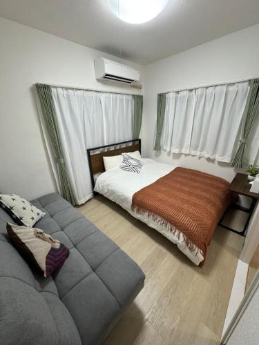 5 minutes on foot from Otsuka Station on the Yamanote Line, with excellent access to major areas such as Ikebukuro, Shinjuku, and Ueno!