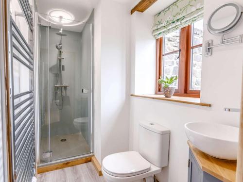 Et badeværelse på 4 Bed in Hartland 83444