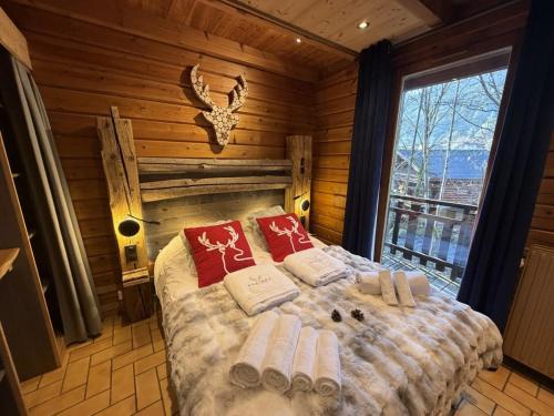 LE RENNE Chalet en bois au calme avec SPA Jacuzzi