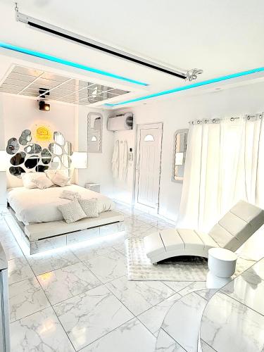 LA SUITE BLANCHE Loveroom