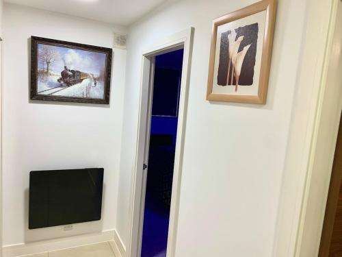 Ibiza Royale -Sleeps 6-Free Parking -Wi-Fi photo 15