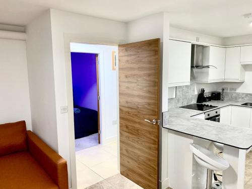 Ibiza Royale -Sleeps 6-Free Parking -Wi-Fi photo 4
