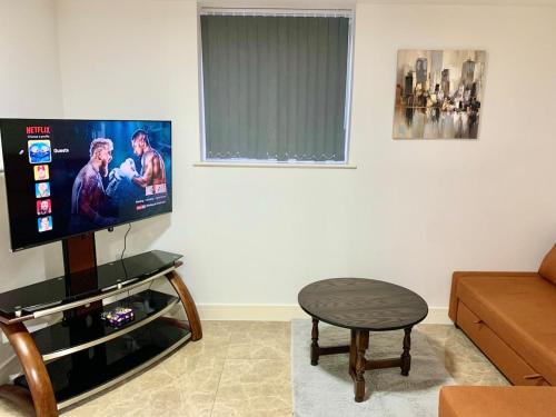 Ibiza Royale -Sleeps 6-Free Parking -Wi-Fi photo 48