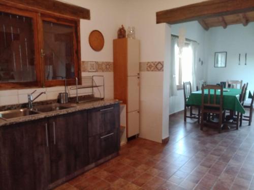 Køkken eller tekøkken på Casa de campo La Chunia