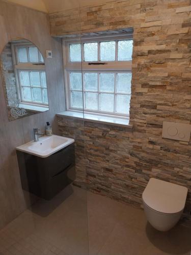 Et badeværelse på White Gate Lodge