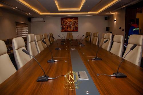 Konferenční prostory v ubytování Nyota Lodge Hôtel