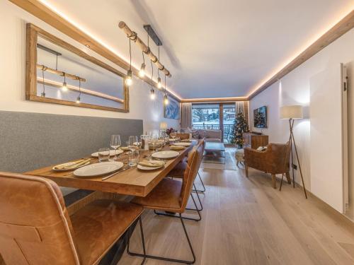 Appartement de Standing avec Piscine, Sauna et Hammam à Val-d'Isère