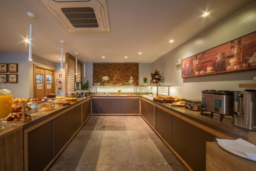 Mad på hotellet eller i nærheden