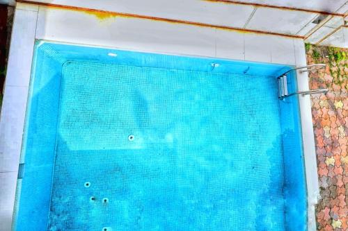 Billede fra billedgalleriet på ll COCKTAIL VILLA ll BUDGET FRIENDLY ll 3BHK ll AC ll PRIVATE POOL ll i Lonavala