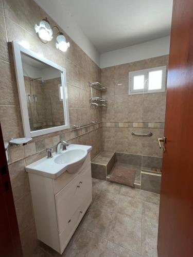 Et badeværelse på CASA CHOMULLCO, plena peatonal, entre 2da y 3ra bajada