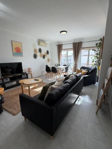 Casa Timor - Perfect Stay for Exploring Lagos & Algarve