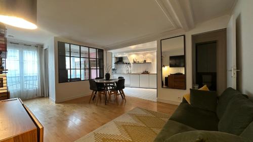 Place de la Madeleine - Appartement Classique