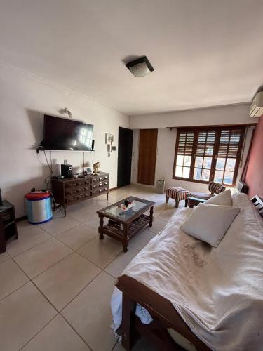 TV/trung tâm giải trí tại Alquiler centro Tandil