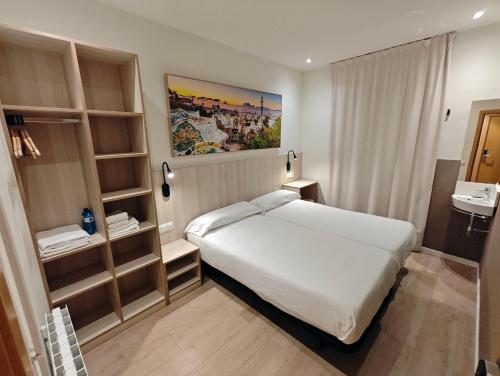 Hostal BESTPRICE Barcelona Stadium