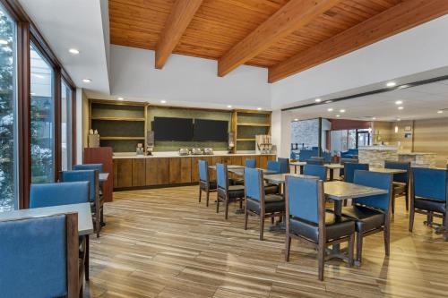 Køkken eller tekøkken på Best Western Hunt's Landing Hotel Matamoras Milford