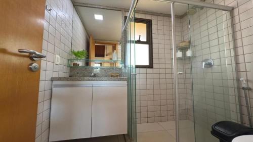 Phòng tắm tại Malawi Beach Resort - Flat SKY