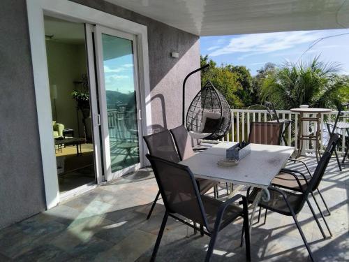 Balkón nebo terasa v ubytování Laguna Room Private En-Suite, Naples FL