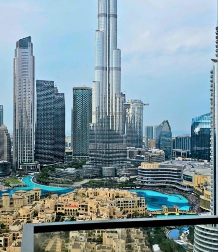 BURJ ROYALE - Full Burj Khalifa & Fountain Views - LUXE Apartment