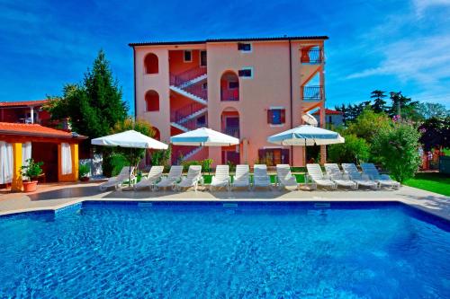 Apartment Novigrad 6951b