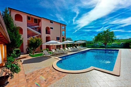 Apartment Novigrad 6951c