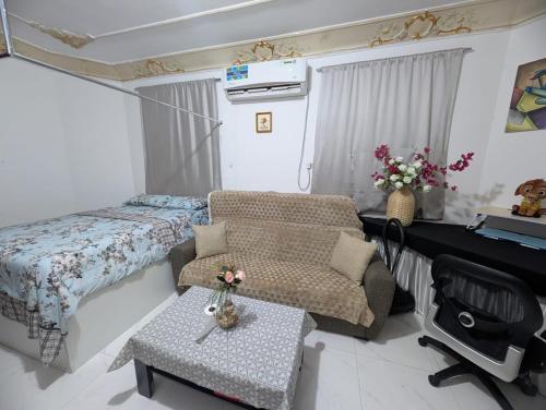 Bright & spacious Studio Near All Attractions