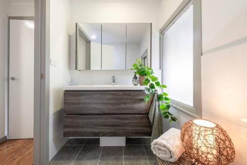 Ένα μπάνιο στο Swansea Cove - Waterfront Escape with Private Jetty