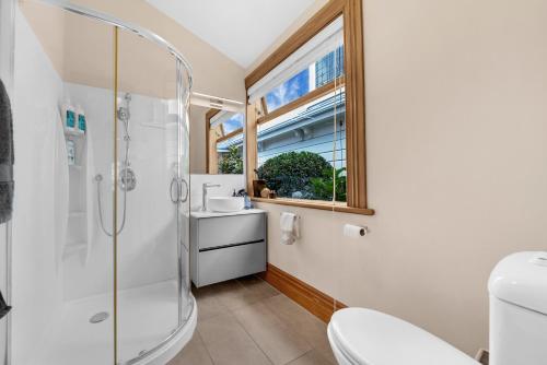 Koupelna v ubytování Bespoke Stays - Elegant Villa Retreat