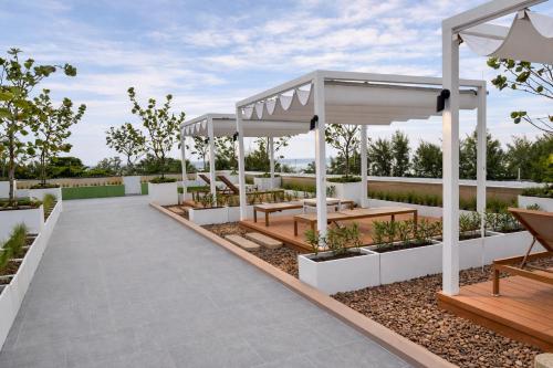 Zahrada ubytování The Proud Karon Beach Phuket Trademark Collection By Wyndham