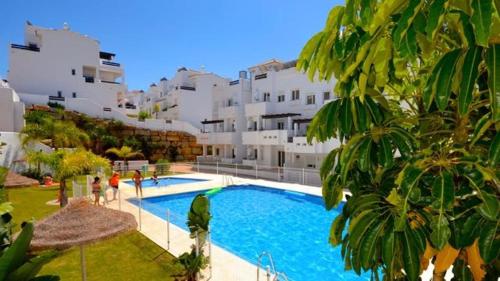 Poolen vid eller i närheten av Valle Romano Golf Resort Estepona