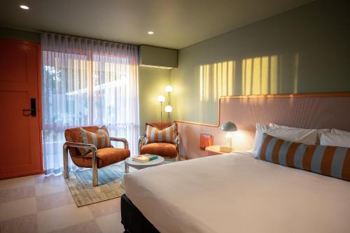 Postel nebo postele na pokoji v ubytování The Monty