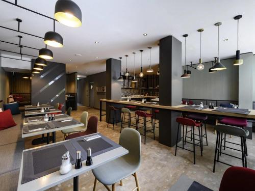 En restaurant eller et andet spisested på Mercure München City Schwabing