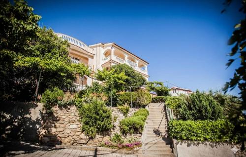 En have udenfor 1 Bedroom Lovely Home In Lopar