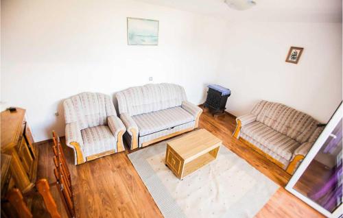 Et opholdsområde på 1 Bedroom Lovely Home In Lopar