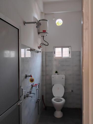 Koupelna v ubytování Pranalay