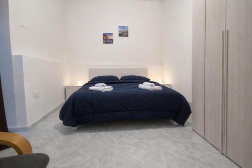 Authentic Naples Home, 10 Min Walk to Historic Center & Waterfront