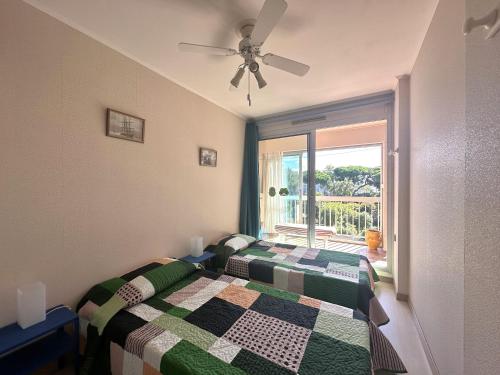 HYELAN - Appartement climatisé pour 6 personnes avec piscine sur le port d'Hyères