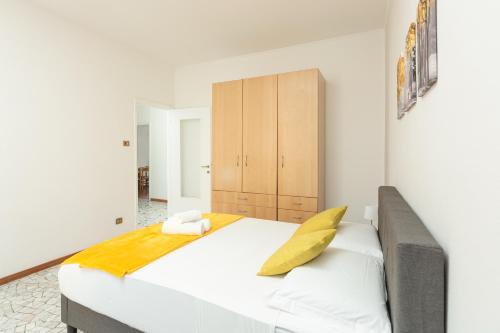 ArtStay Porta Romana Apt, Parking, City Centre