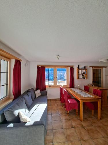 Et opholdsområde på Studio Chalet Edelweiss