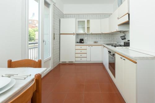 ArtStay Porta Romana Apt, Parking, City Centre