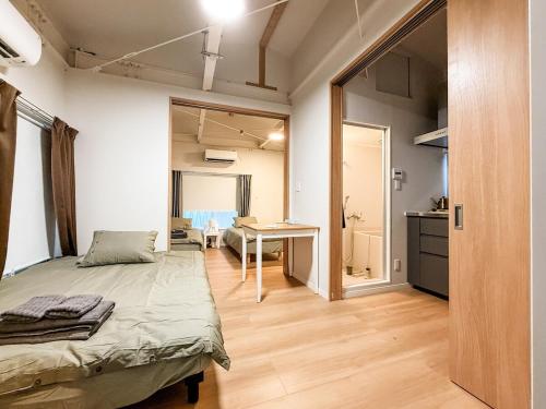 DUPLEX TINY Apartments, 1 Listing Central Near Shinjuku