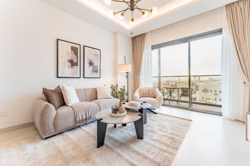 Just Moments from Coca-Cola Arena and Metro 1BR, Surrounded by a Vibrant Array of Retail and Dining Outlets, Viridian, Al Wasl by Deluxe Holiday Homes