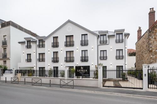 Appart 'hôtel LA VILLA LE BOURGET, Paris, parc des expositions