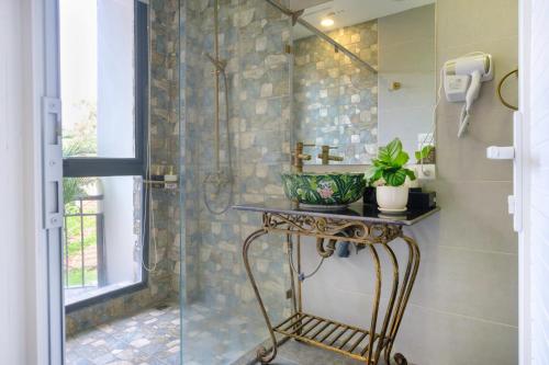 Billede fra billedgalleriet på LPM Apartment Pho Hue i Hanoi