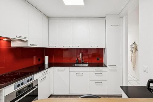 Η κουζίνα ή μικρή κουζίνα στο Marlin Home