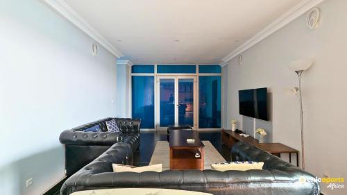 Chic studio with parking and pool