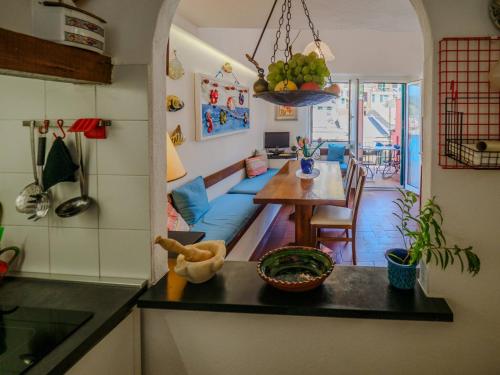 Kuchyň nebo kuchyňský kout v ubytování La Maison de la Mer with Terrace and AC