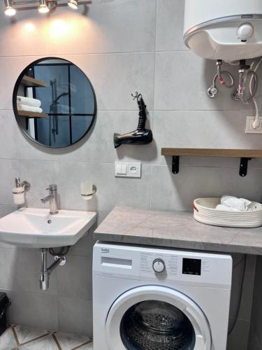 Et badeværelse på Fiesta Apartment on Franka 2BR-6P