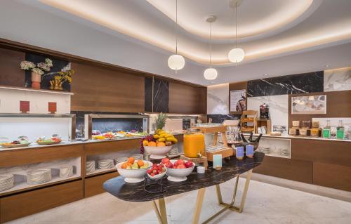 Jídlo v hotelu nebo okolí