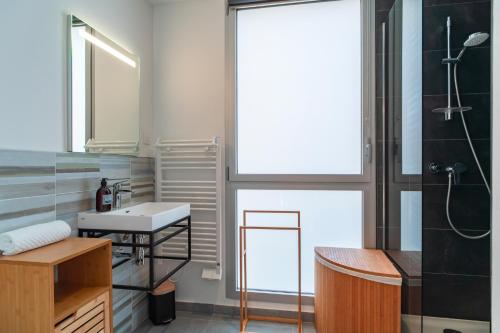 Koupelna v ubytování Le Chant des Vagues - A quelques min de Carnac